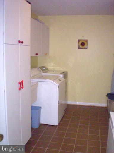10540 Wicomico Ridge Road Charlotte Hall, MD 20622 - Photo 9 of 30 Laundry Area 1