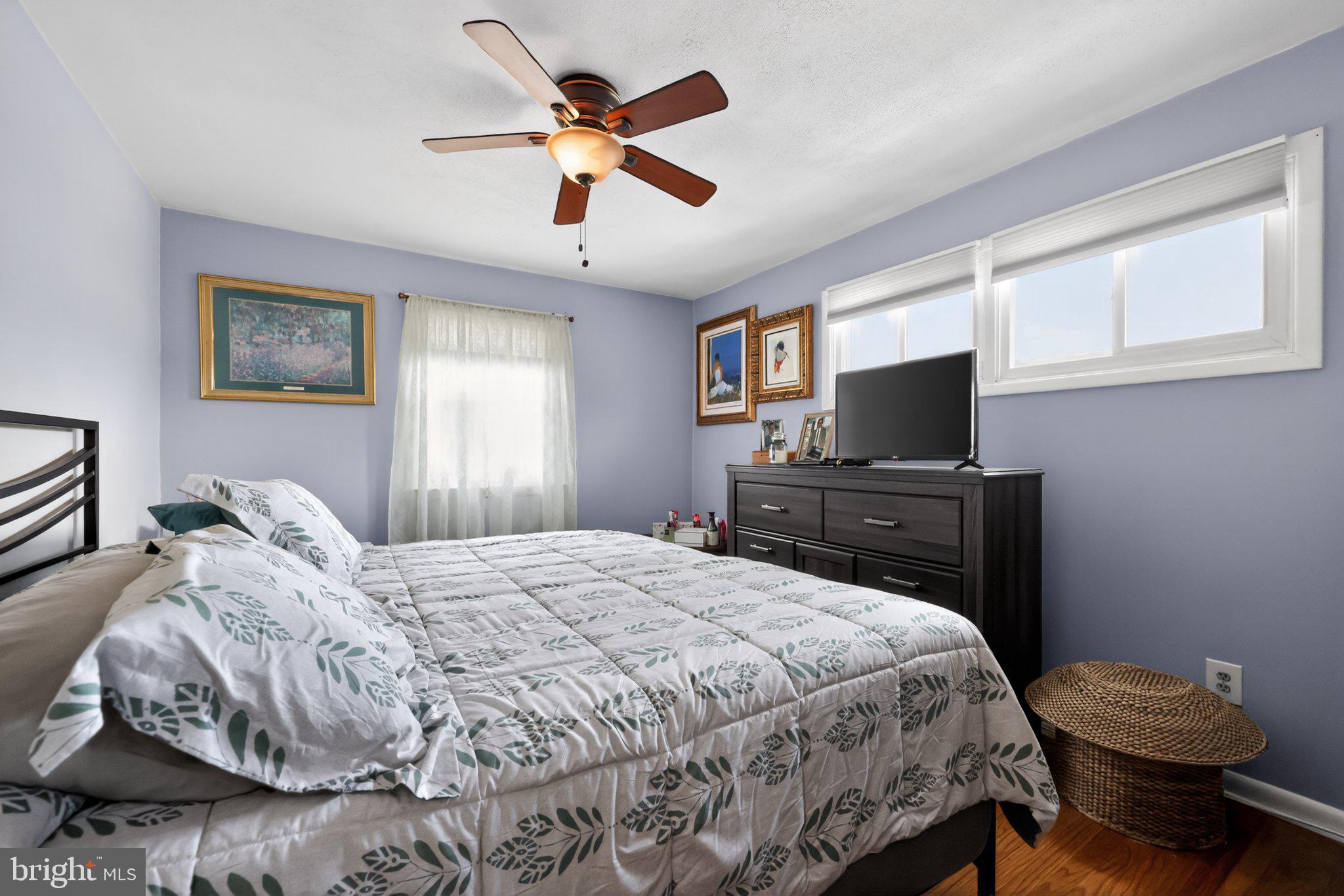 1121 Wynnbrook Road Secane, PA 19018 - Photo 22 of 36 Cozy bedroom with serene vibes.