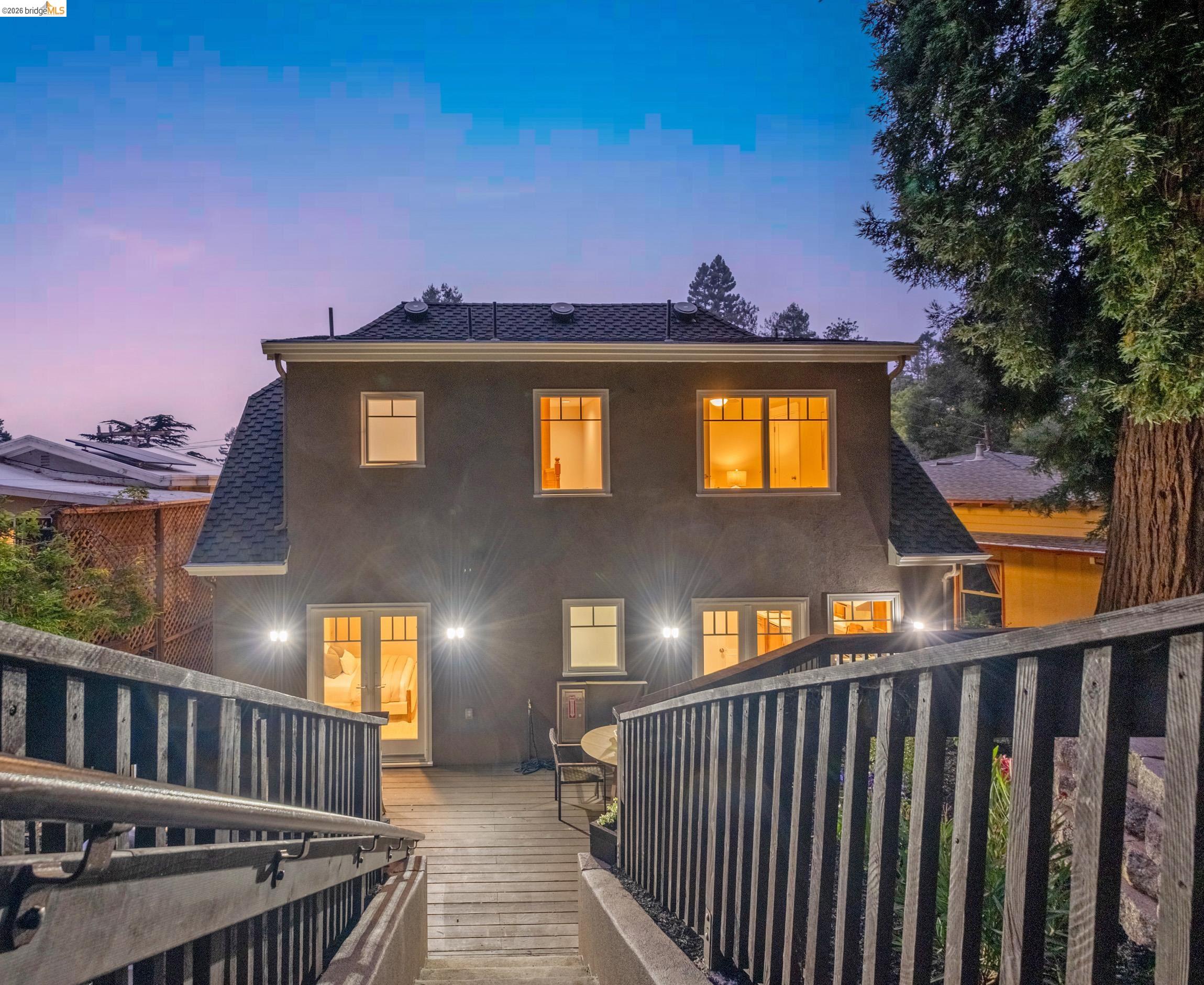 977 Regal Road Berkeley, CA 94708 - Photo 67 of 73 Gallery Image 67