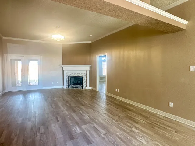 $1,900 | 6720 10th Street, Lubbock, TX 79416