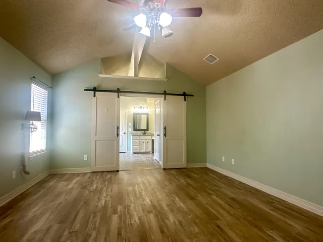 $1,900 | 6720 10th Street, Lubbock, TX 79416