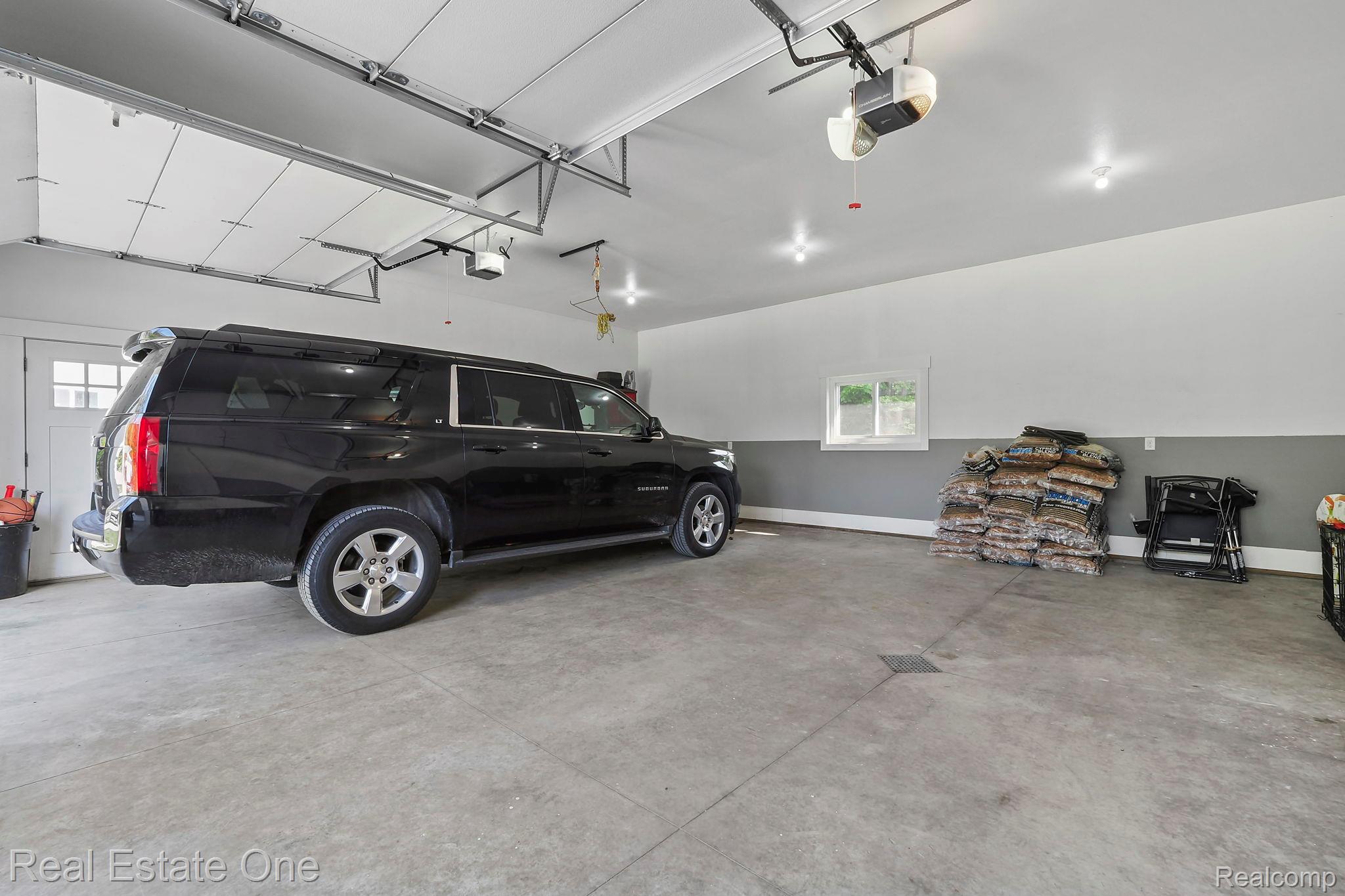 802 West Potter Road Traverse City, MI 49696 - Photo 48 of 83 55-web-or-mls-R1017827.JPG