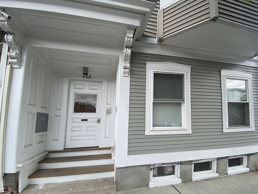 444 Sumner Street, Unit 3 Boston, MA 02128 - Photo 21 of 33
