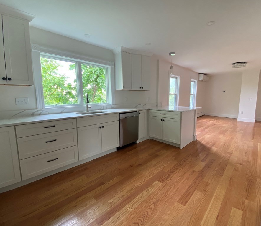 444 Sumner Street, Unit 3 Boston, MA 02128 - Photo 4 of 33