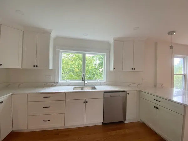 $3,400 | 444 Sumner Street, Unit 3, Boston, MA 02128