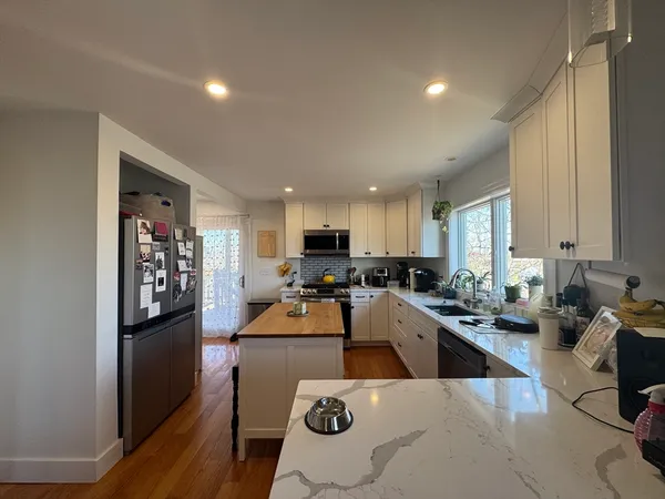 $3,400 | 444 Sumner Street, Unit 3, Boston, MA 02128