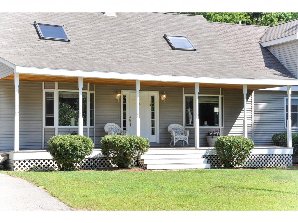 21 Pave Street Road South Berwick, ME 03908 - Photo 3 of 36 Gallery Image 3