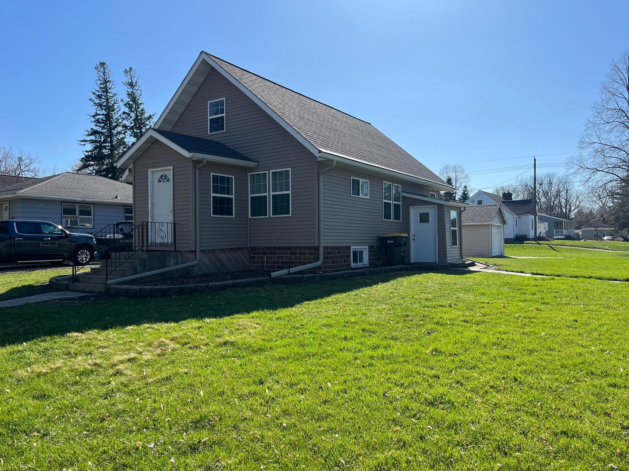 402 2nd Street Southwest Renville, MN 56284 - Photo 1 of 1