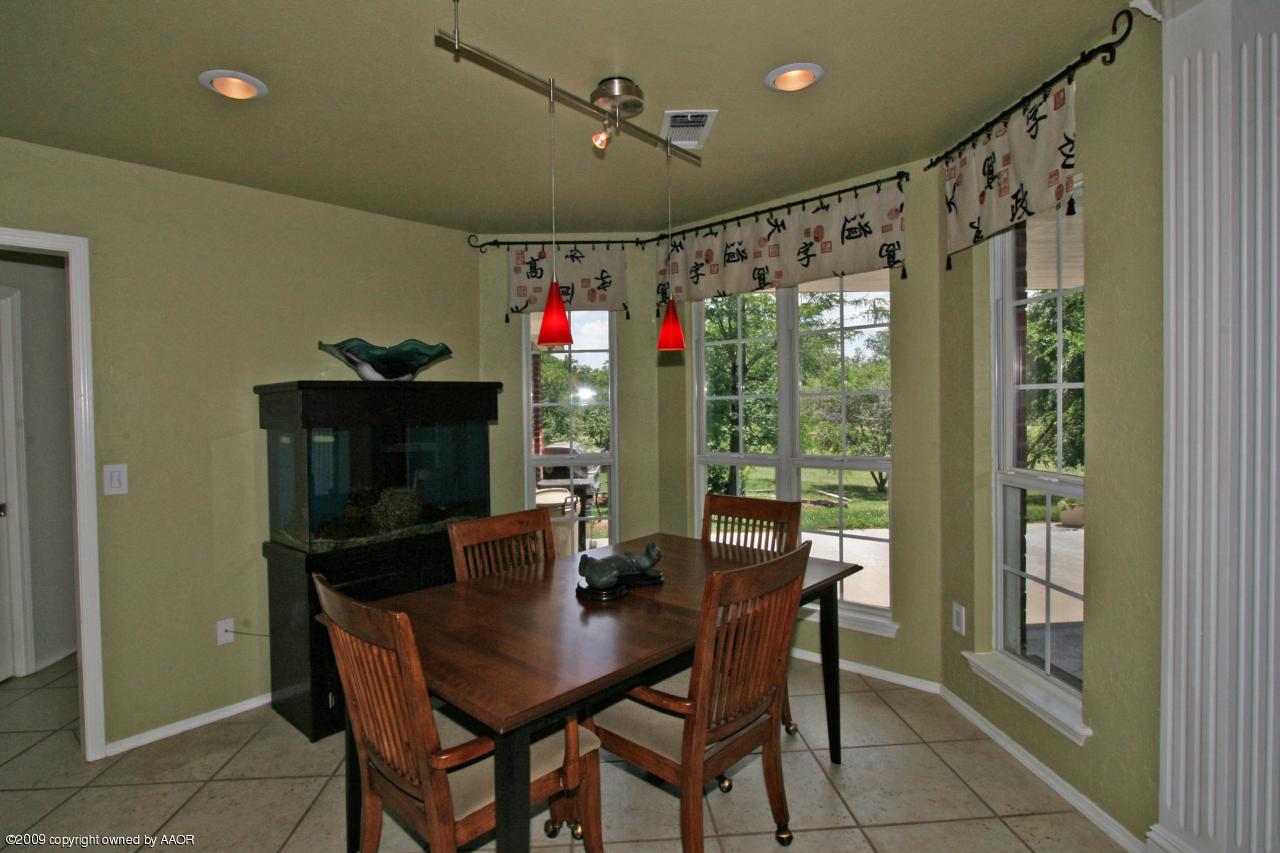 19400 Mockingbird Road Canyon, TX 79015 - Photo 9 of 20 Breakfast Room