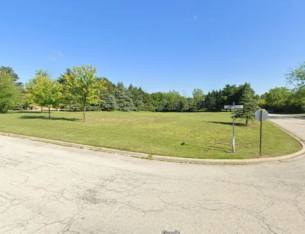 $299,999 | 10 Country Manor Lane, Orland Park, IL 60467