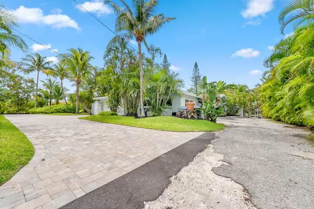 $12,000 | 2780 Northeast 16th Street, Pompano Beach, FL 33062