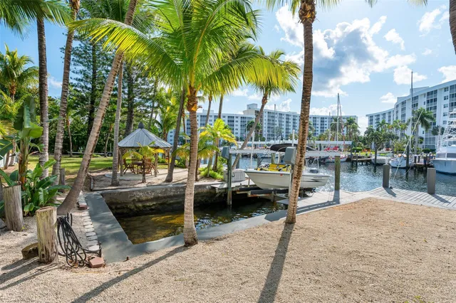 $13,500 | 2780 Northeast 16th Street, Pompano Beach, FL 33062