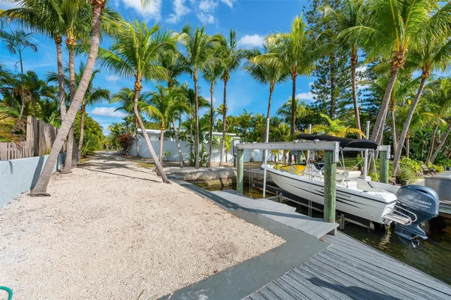 $13,500 | 2780 Northeast 16th Street, Pompano Beach, FL 33062