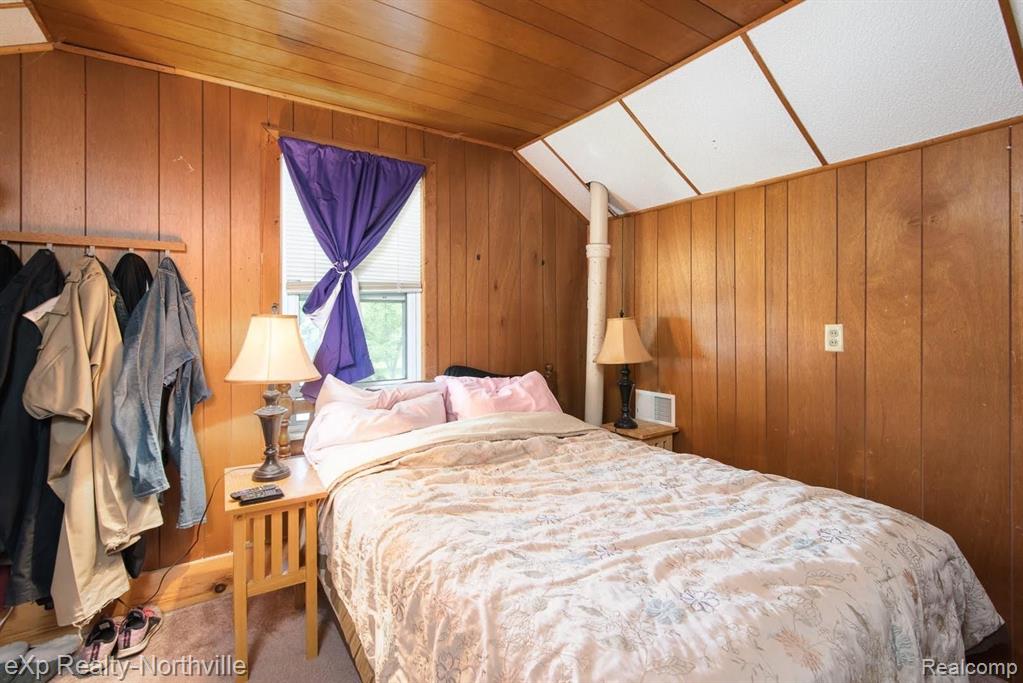 21705 Middlebelt Road Farmington Hills, MI 48336 - Photo 21 of 24