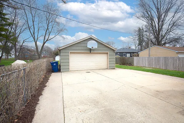 $407,900 | 329 South Monterey Avenue, Villa Park, IL 60181