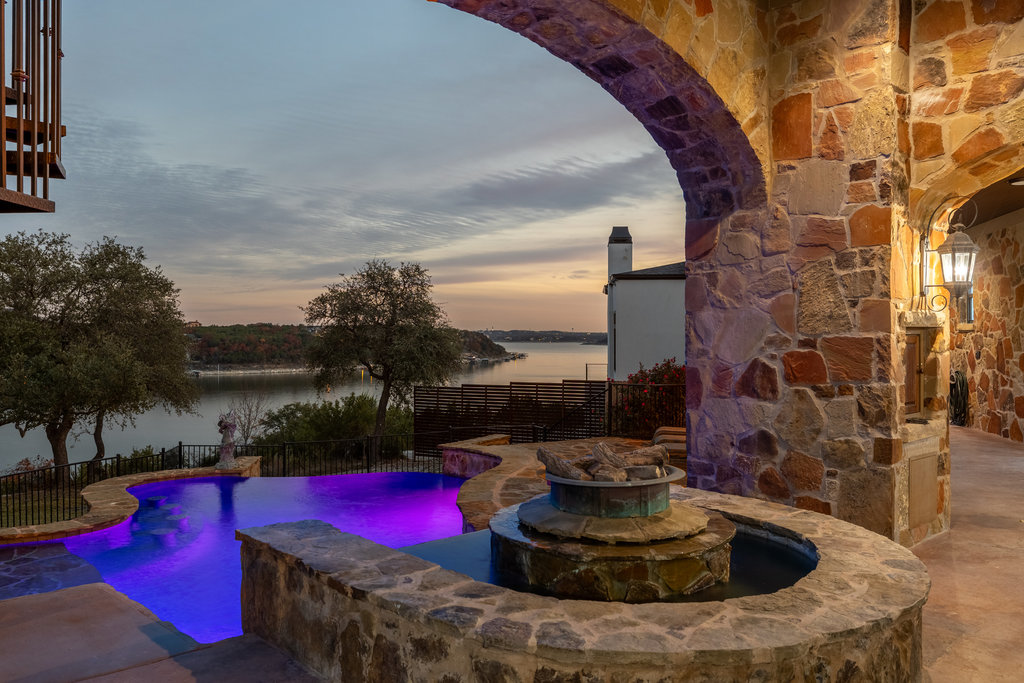 17743 West Reed Park Road Jonestown, TX 78645 - Photo 13 of 18 a view of balcony with outdoor seating
