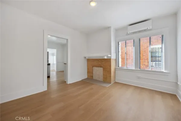 $3,000 | 5816 North Figueroa Street, Los Angeles, CA 90042