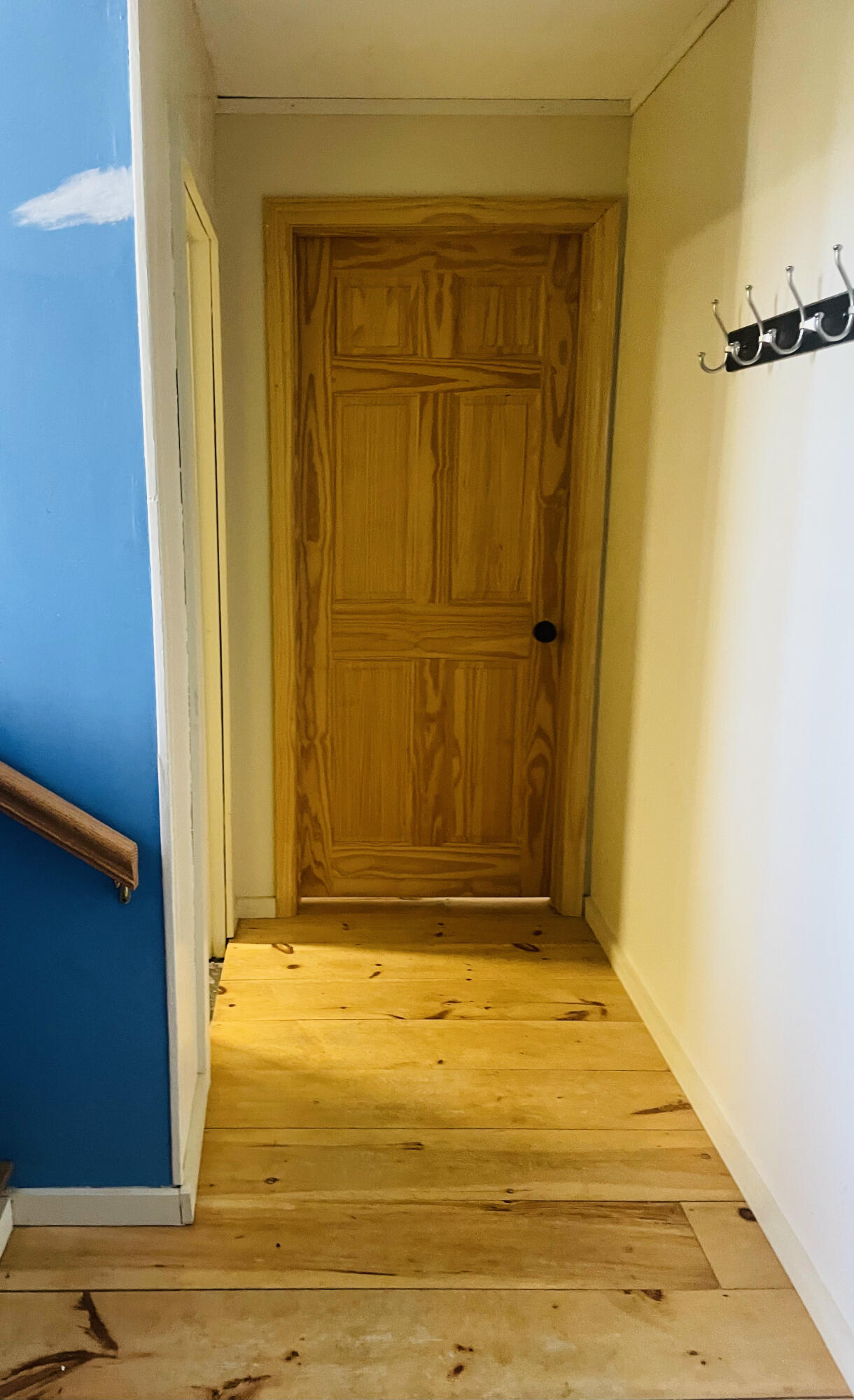 167 Kerns Hill Road Manchester, ME 04351 - Photo 30 of 47 30 Downstairs hall