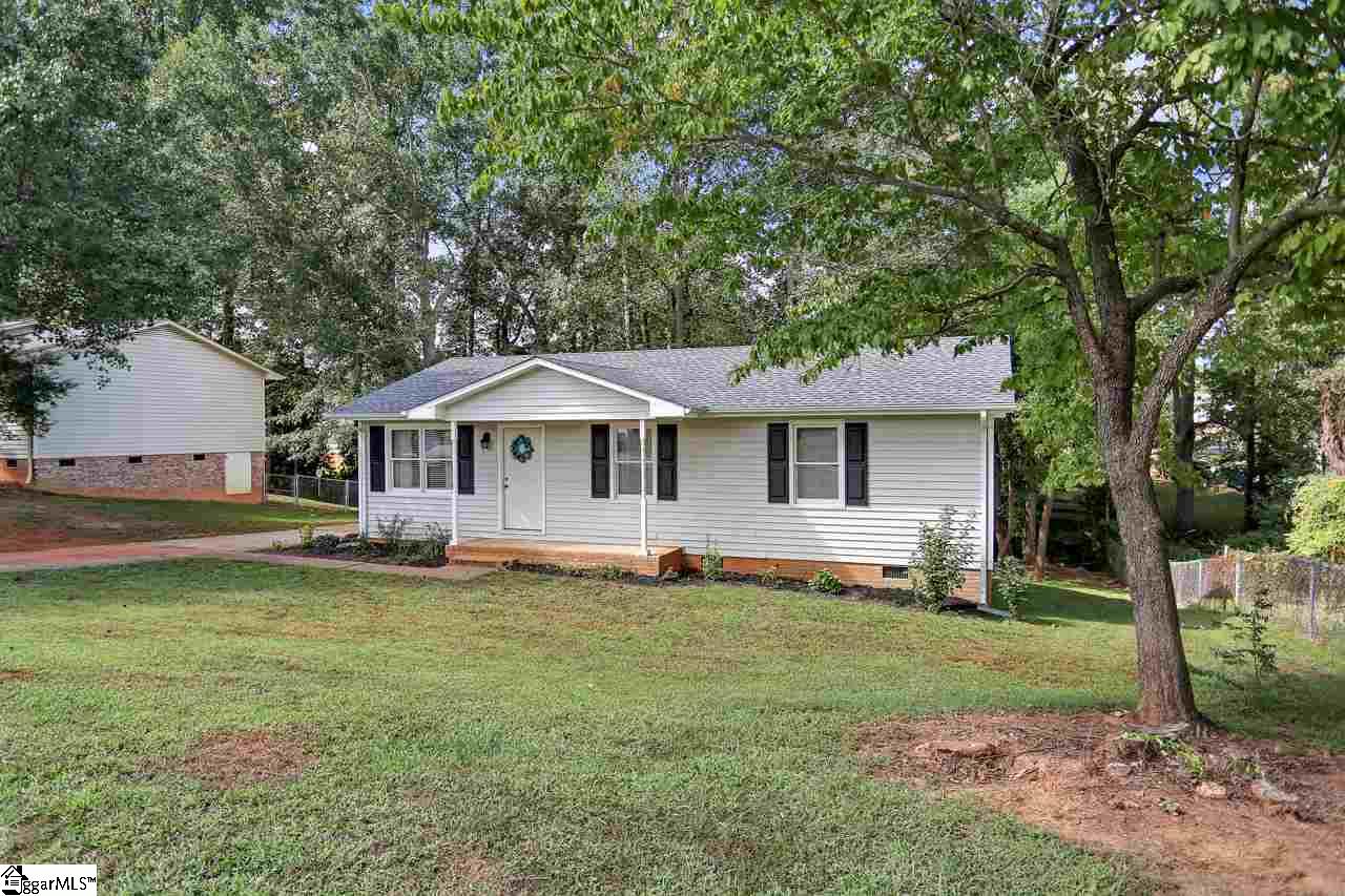 415 Pisgah Lane Inman, SC 29349 - Photo 5 of 32