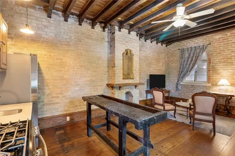 $3,900,000 | 521 Dauphine Street, New Orleans, LA 70112