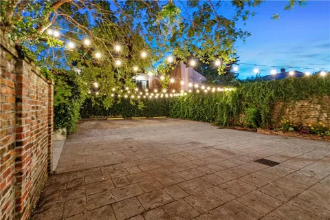 $3,900,000 | 521 Dauphine Street, New Orleans, LA 70112