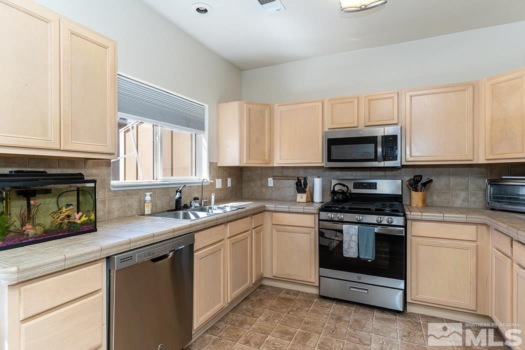 4675 Sarah Beth Lane Reno, NV 89503 - Photo 12 of 17 Photo 12
