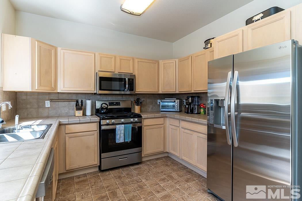4675 Sarah Beth Lane Reno, NV 89503 - Photo 13 of 17 Photo 13