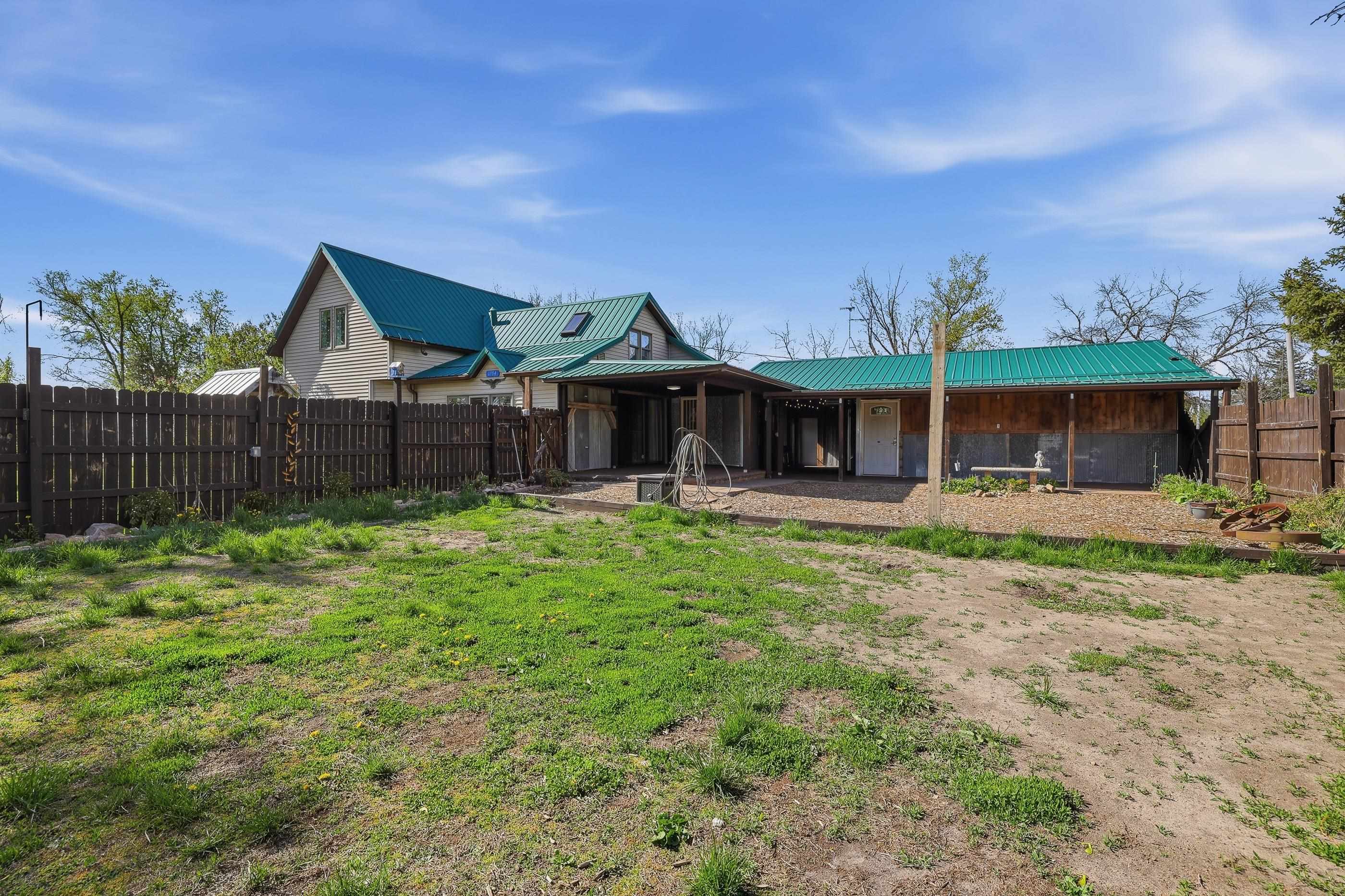1194 County Rd D Almond, WI 54909 - Photo 11 of 60