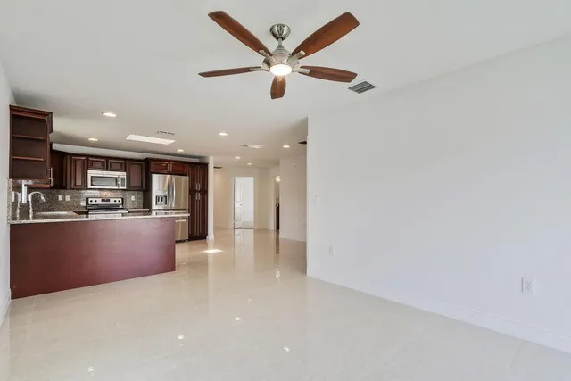 $3,800 | 121 Swain Boulevard, Greenacres, FL 33463