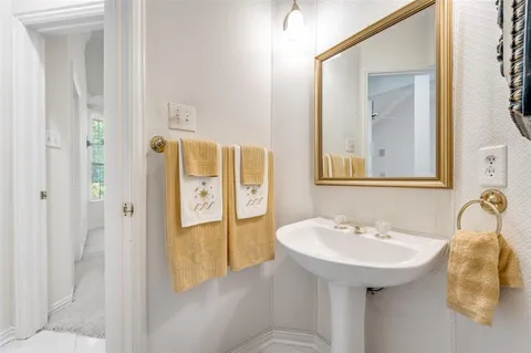 $375,000 | 2619 Hidden Ridge Drive, Arlington, TX 76006