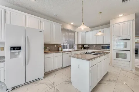 $375,000 | 2619 Hidden Ridge Drive, Arlington, TX 76006