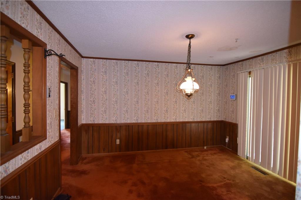 334 Jarrett Road Thomasville, NC 27360 - Photo 18 of 28 Gallery Image 18