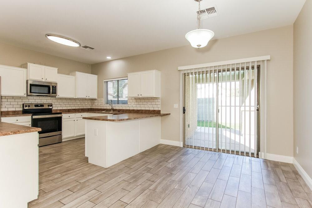 10225 West Camelback Road, Unit 49 Phoenix, AZ 85037 - Photo 6 of 17 Photo #6