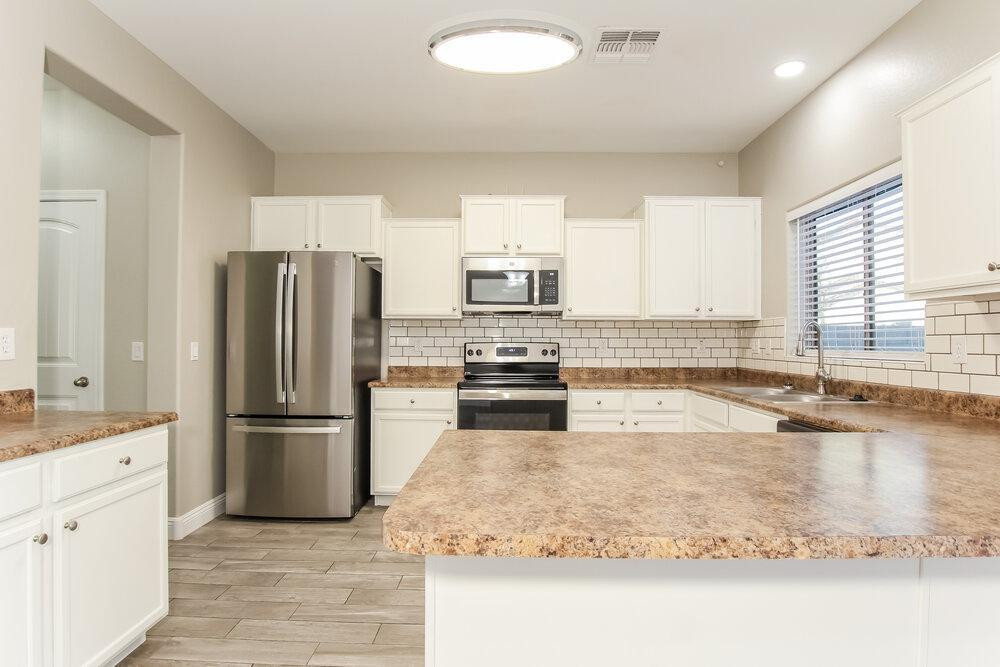 10225 West Camelback Road, Unit 49 Phoenix, AZ 85037 - Photo 7 of 17 Photo #7