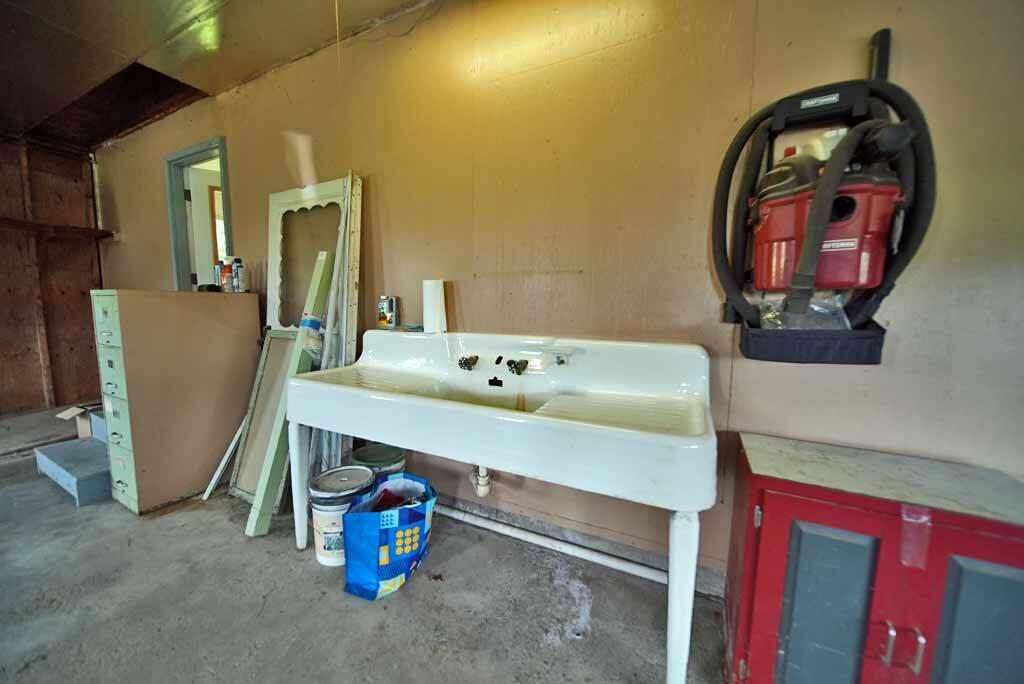 1038 New Limerick Road New Limerick, ME 04761 - Photo 54 of 85 garage-me-home