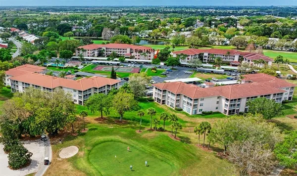 $2,150 | 6501 Stone River Road, Unit 110, Bradenton, FL 34203