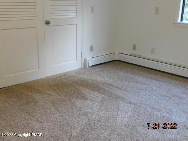 140-1109) Falls Road Bushkill, PA 18324 - Photo 7 of 31 DSCN3231