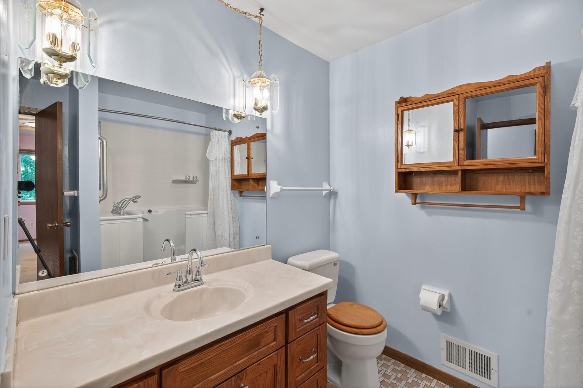 1390 76th Avenue Northeast Fridley, MN 55432 - Photo 16 of 30