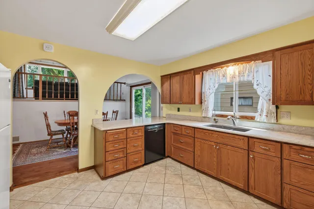 $389,999 | 1390 76th Avenue Northeast, Fridley, MN 55432