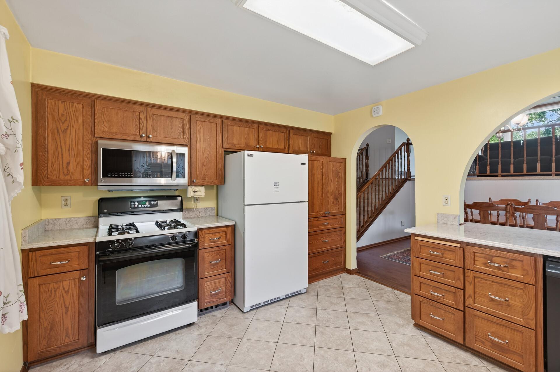 1390 76th Avenue Northeast Fridley, MN 55432 - Photo 10 of 30