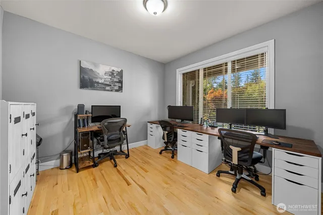 $829,950 | 8207 66th Ave Court East, Puyallup, WA 98371