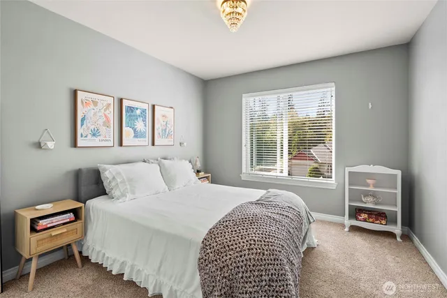 $829,950 | 8207 66th Ave Court East, Puyallup, WA 98371