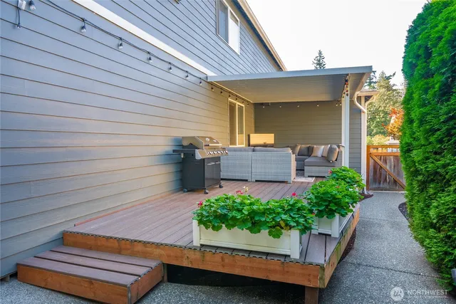 $829,950 | 8207 66th Ave Court East, Puyallup, WA 98371