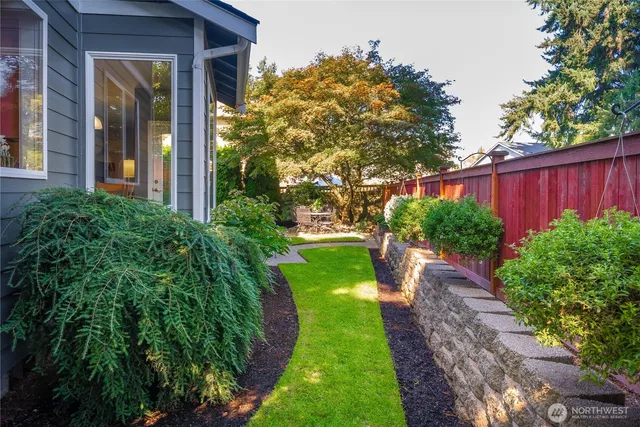 $829,950 | 8207 66th Ave Court East, Puyallup, WA 98371