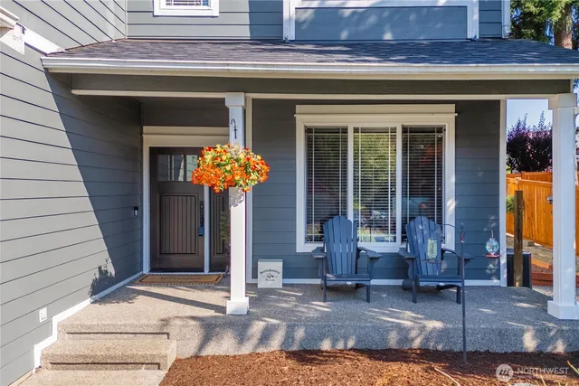 $829,950 | 8207 66th Ave Court East, Puyallup, WA 98371