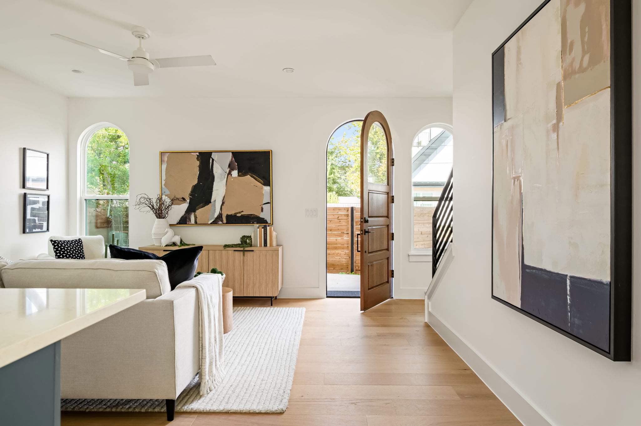 4901 Lott Avenue Austin, TX 78721 - Photo 7 of 26 Gallery Image 7