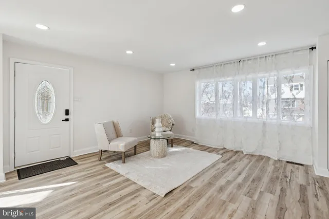 $429,900 | 3858 Violet Drive, Philadelphia, PA 19154