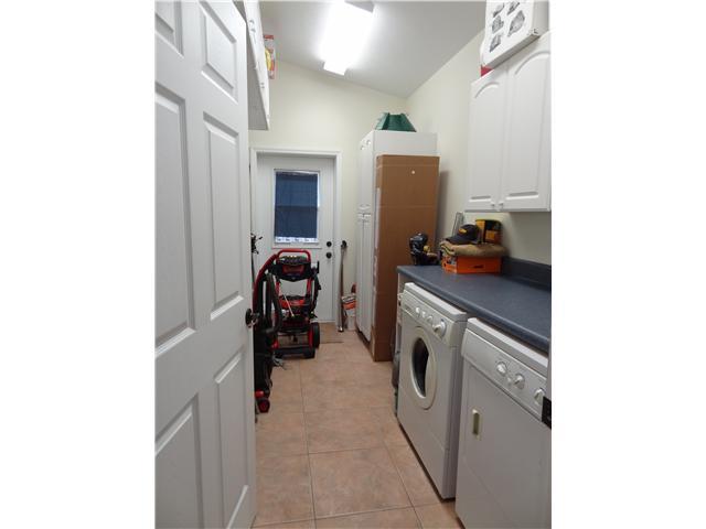 446 Robalo Court Stuart, FL 34996 - Photo 11 of 24 Gallery Image 11
