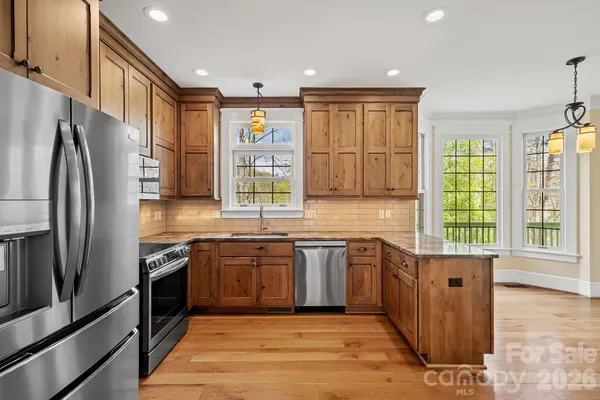 $789,000 | 22 Lone Coyote Ridge, Fletcher, NC 28732