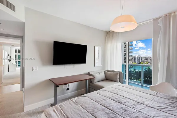 $7,500 | 2711 South Ocean Drive, Unit 606, Hollywood, FL 33019